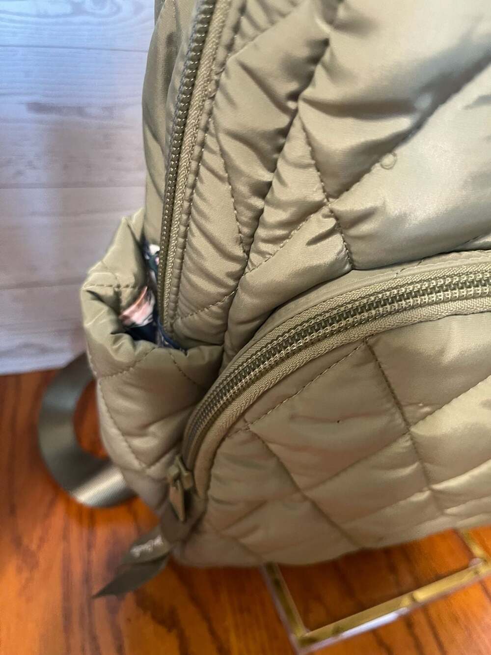 Vera Bradley UltraLight Compact Backpack in - Picture 5 of 9